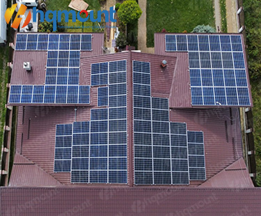 150-kW-Solarziegeldach-Montageprojekt
        
